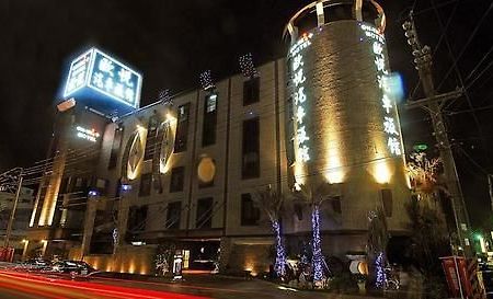 Ohya Chain Boutique Motel-Yongkang Bagian luar foto