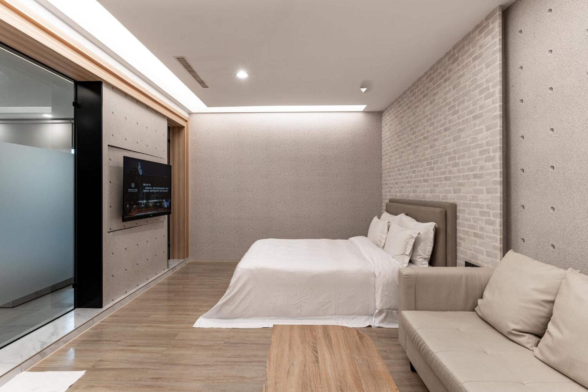 Ohya Chain Boutique Motel-Yongkang Bagian luar foto