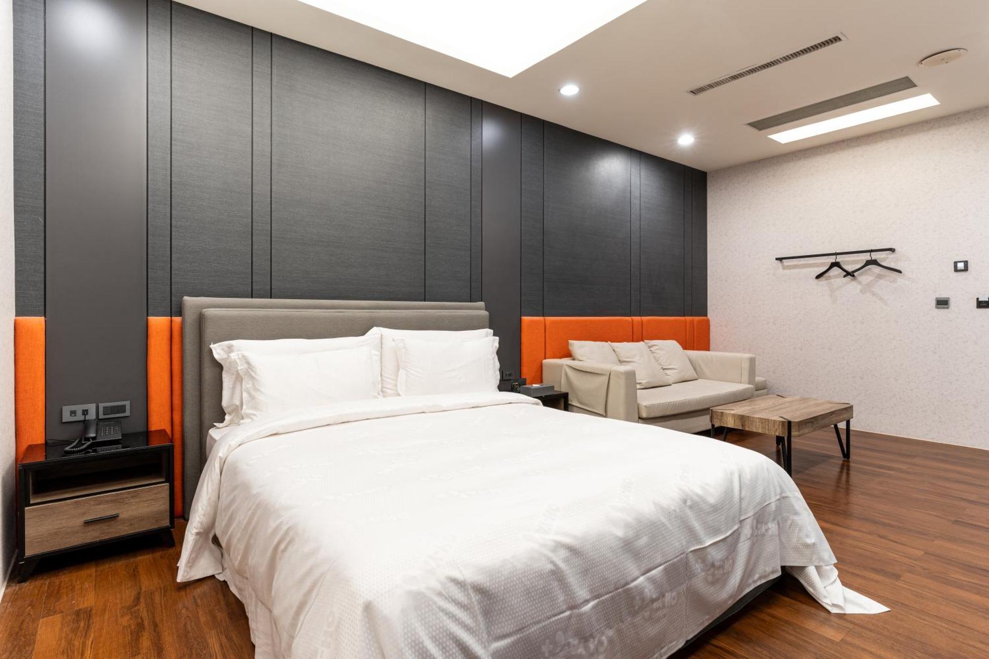 Ohya Chain Boutique Motel-Yongkang Bagian luar foto