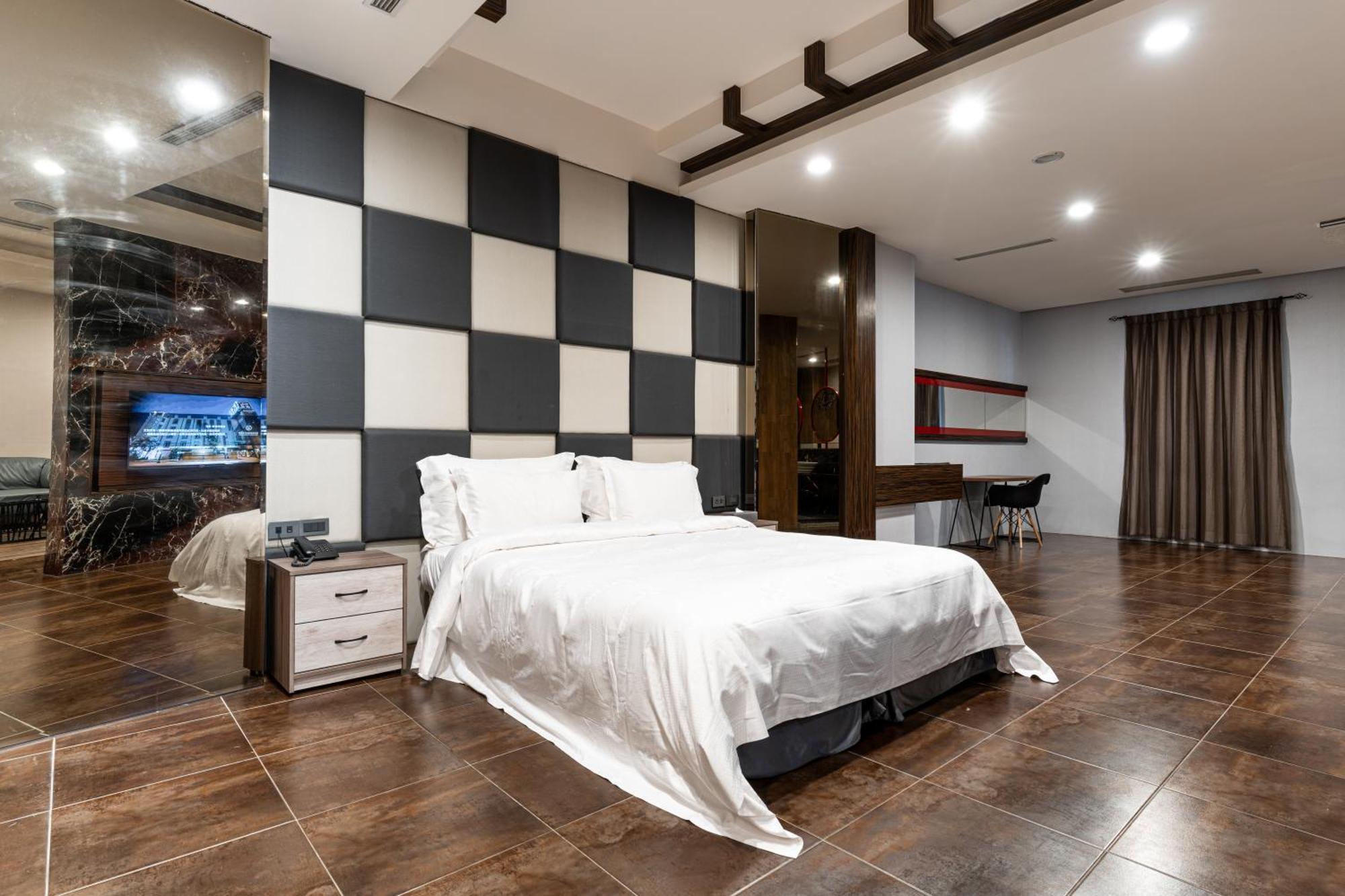 Ohya Chain Boutique Motel-Yongkang Bagian luar foto