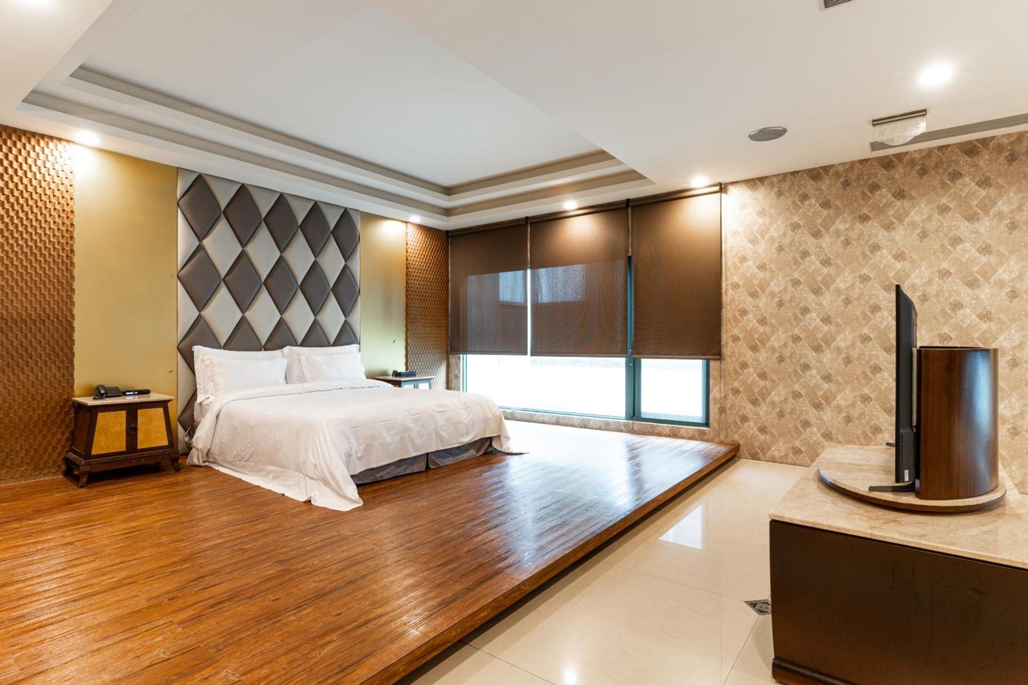 Ohya Chain Boutique Motel-Yongkang Bagian luar foto