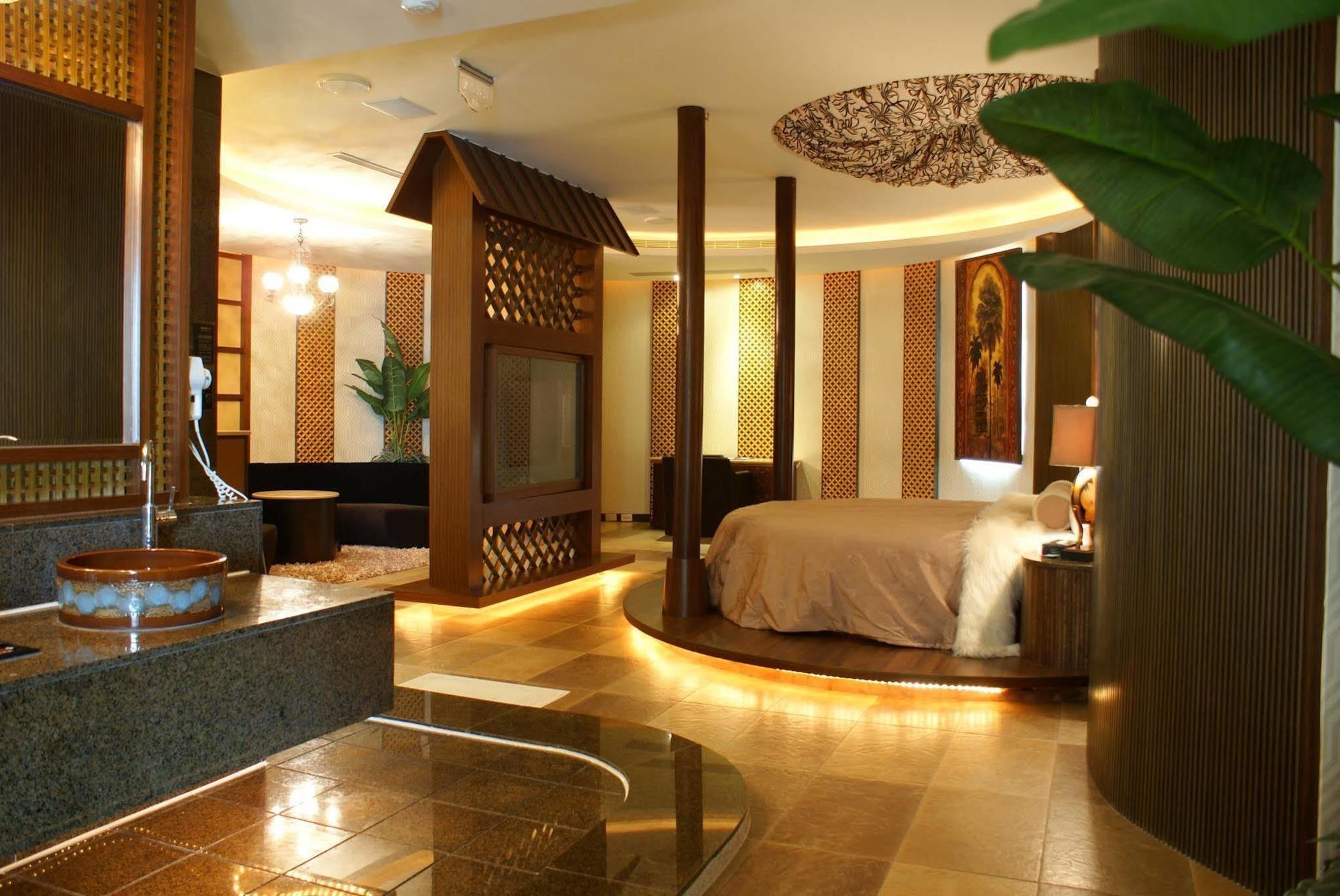 Ohya Chain Boutique Motel-Yongkang Bagian luar foto