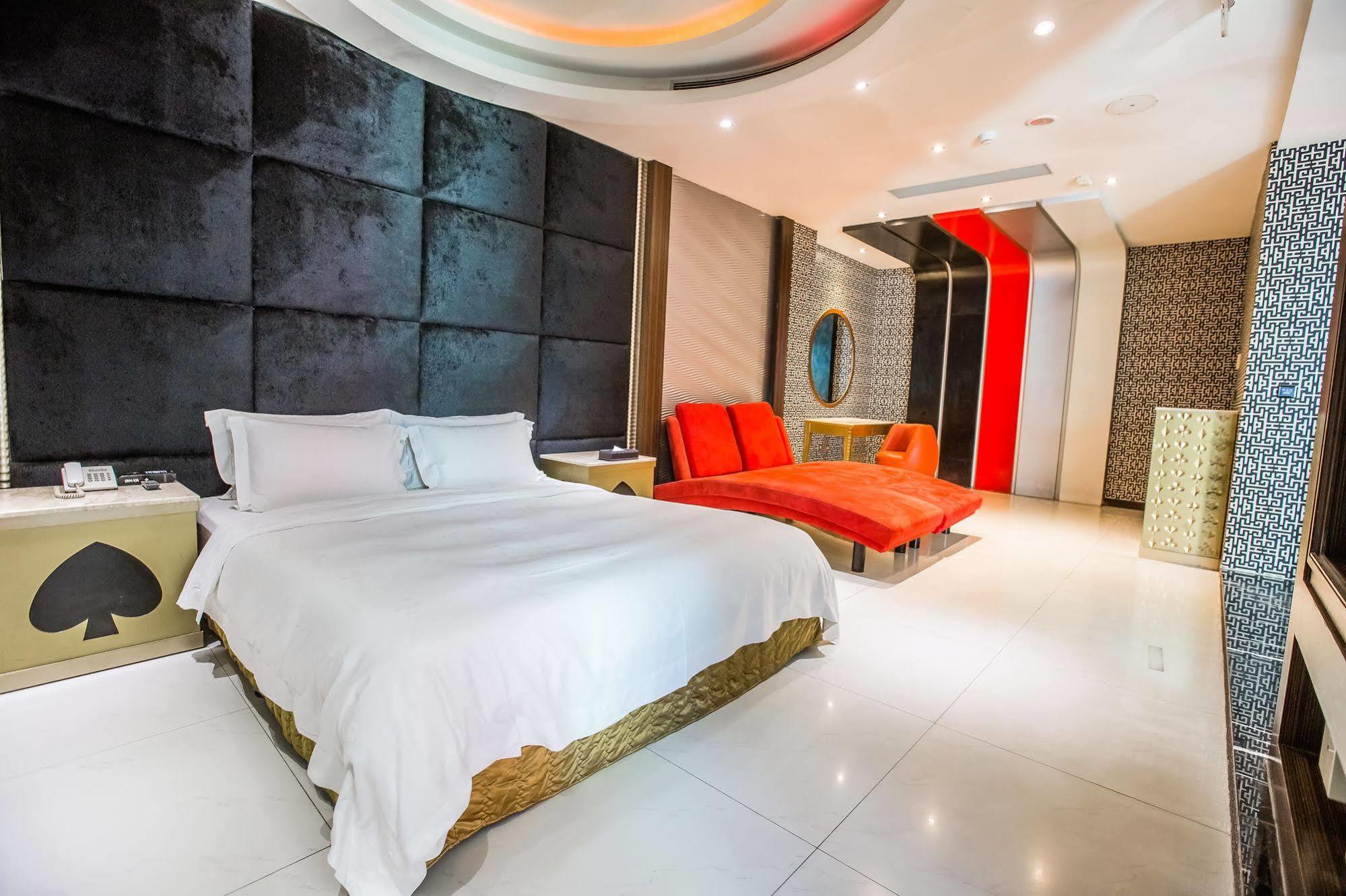 Ohya Chain Boutique Motel-Yongkang Bagian luar foto