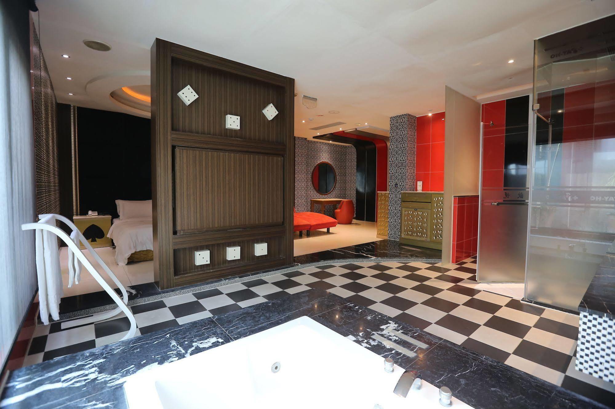 Ohya Chain Boutique Motel-Yongkang Bagian luar foto